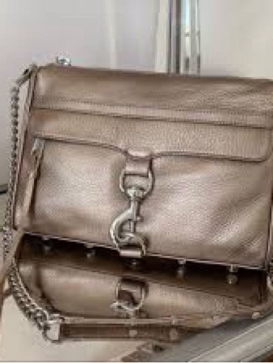 Rebecca Minkoff Handbags - Rebecca Minkoff Metallic rose gold Pebbled Leather Crossbody